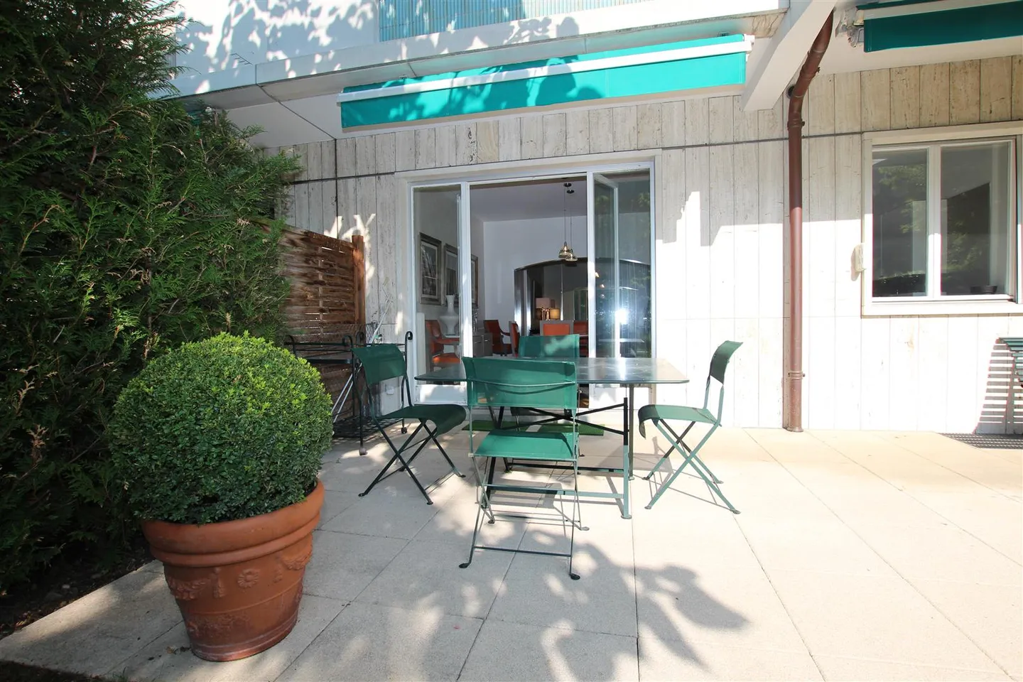 Charming Apartment with Terrace - Photo 5 of 5