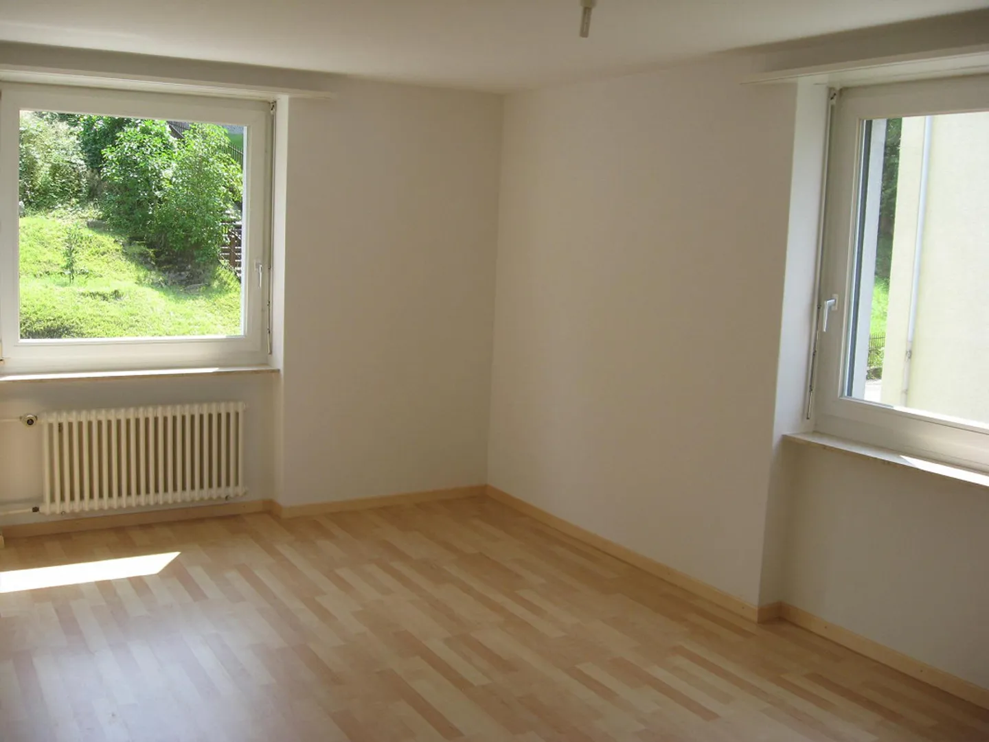 Near Spisertor, large, bright 2.5 room apartment - Photo 1 of 10