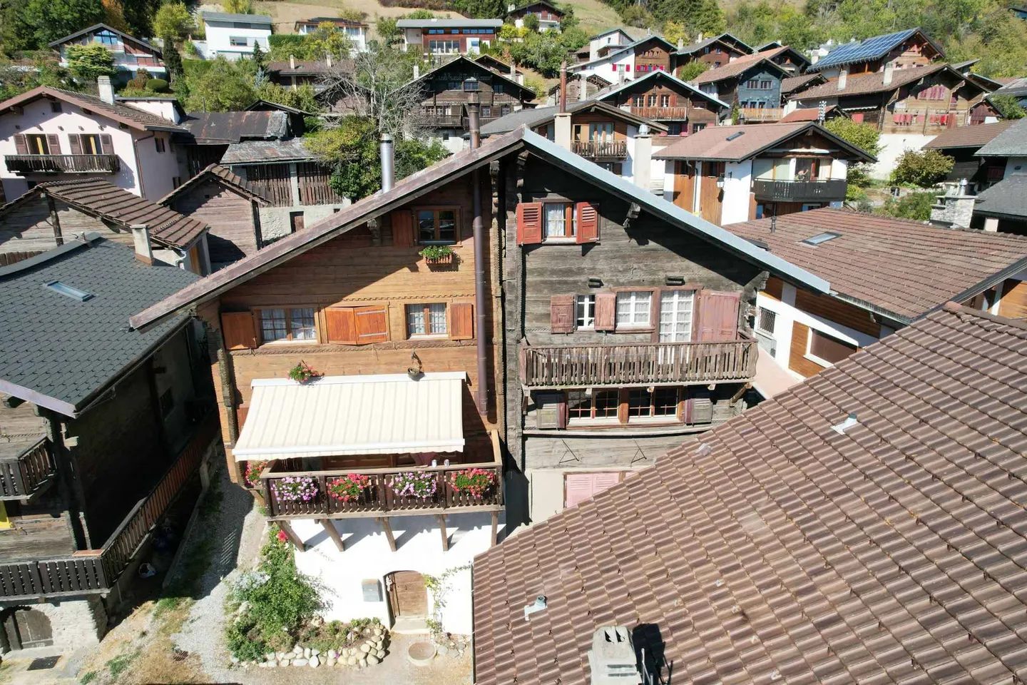 Duplex à rénover à Chermignon - Photo 1 sur 7