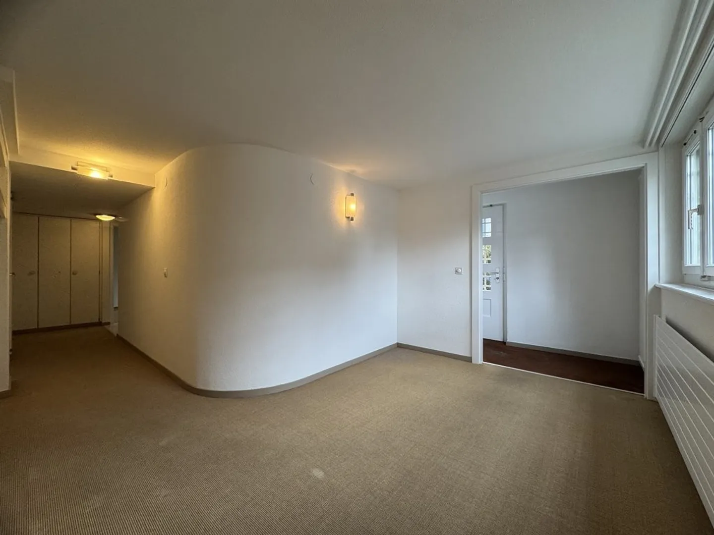 Bürofläche mit Seeblick - Foto 2 von 9