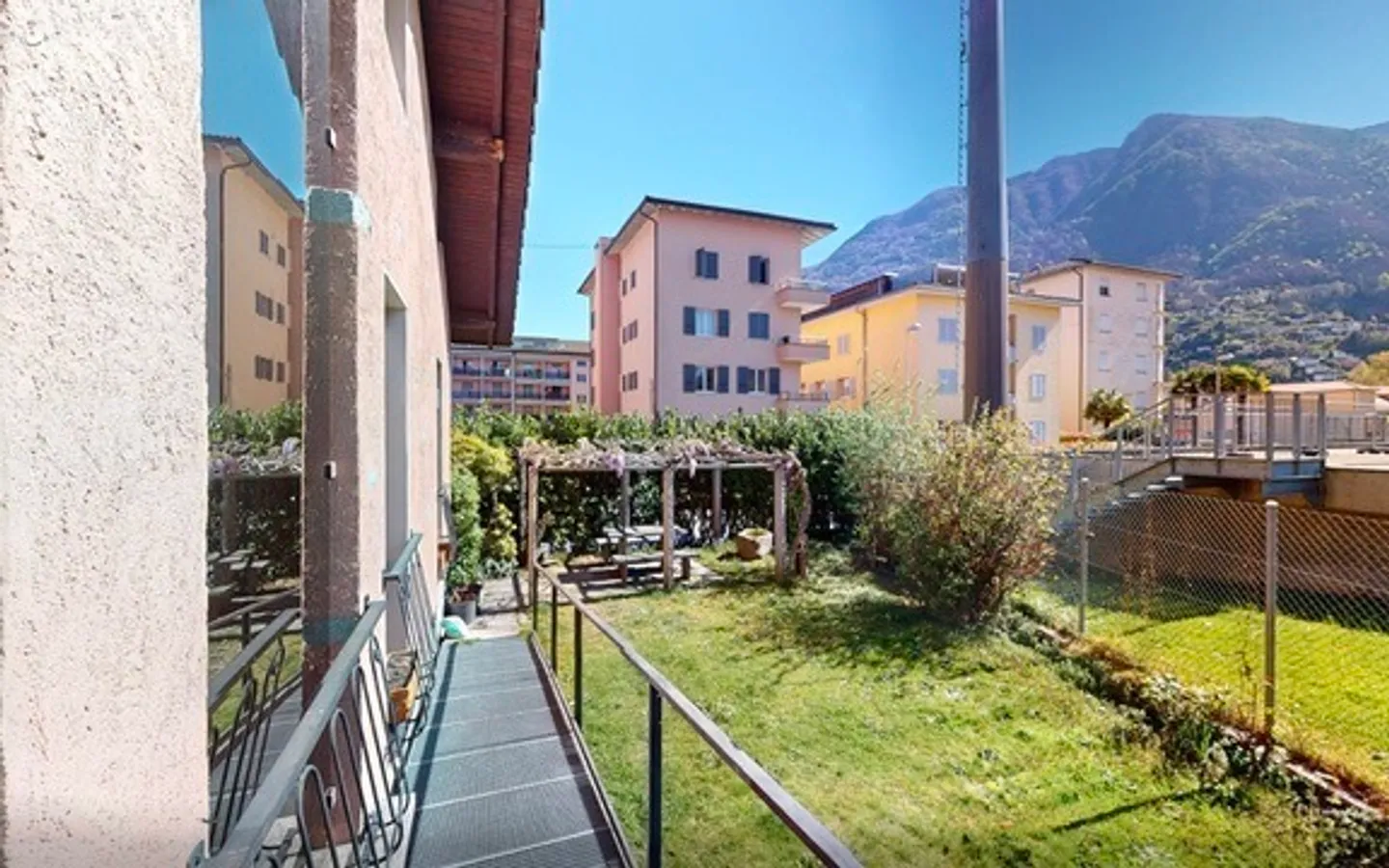 Charming Family Home in Bellinzona - Photo 7 of 43