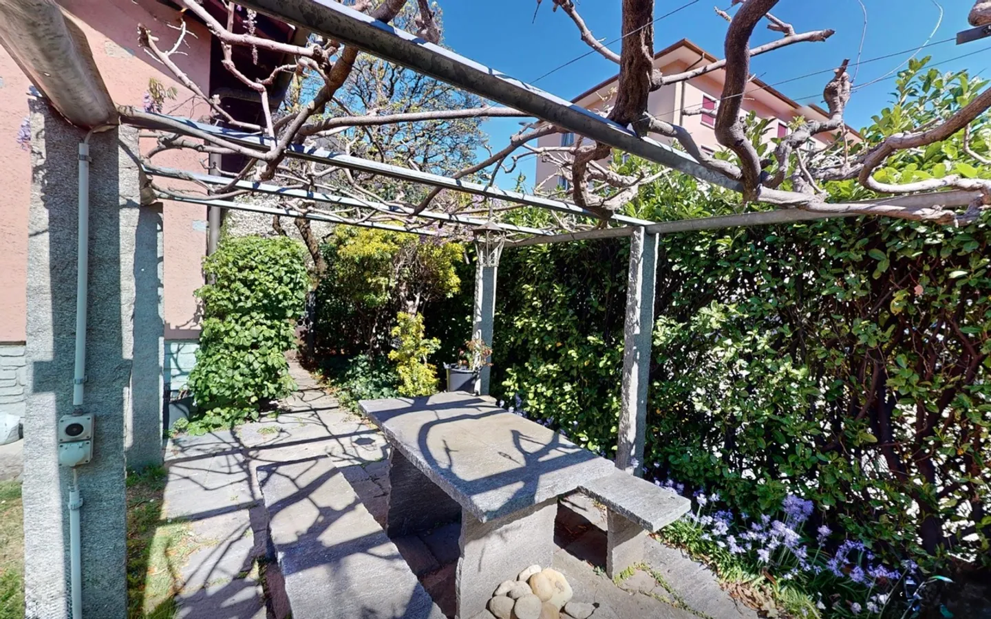 Charming Family Home in Bellinzona - Photo 3 of 43