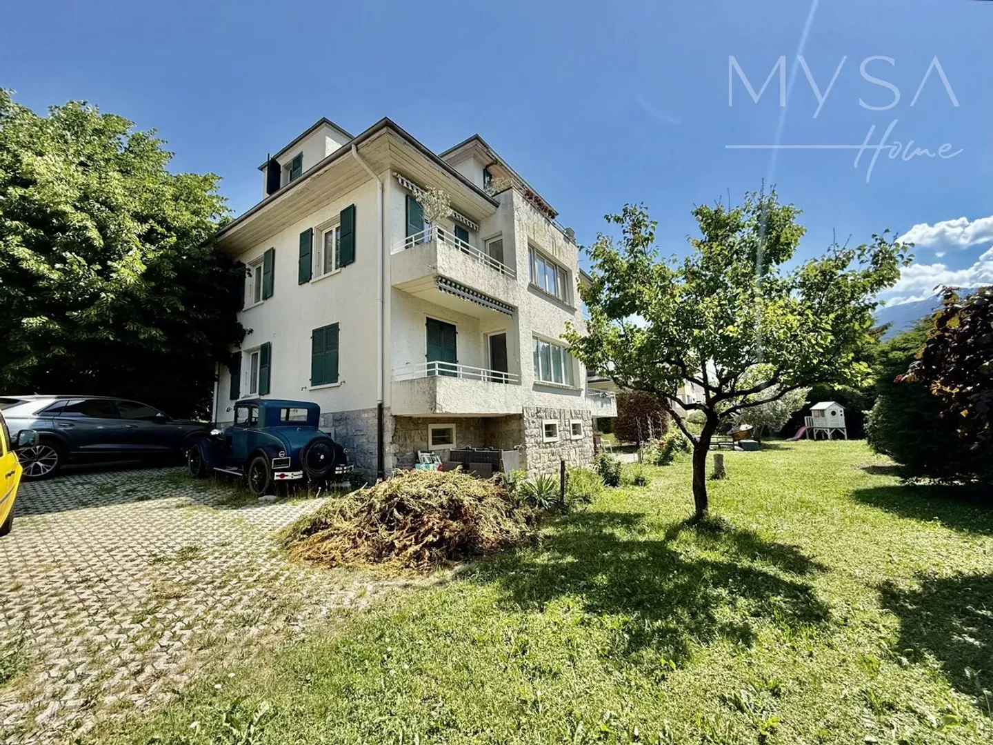 Apartment for sale - Photo 1 of 13