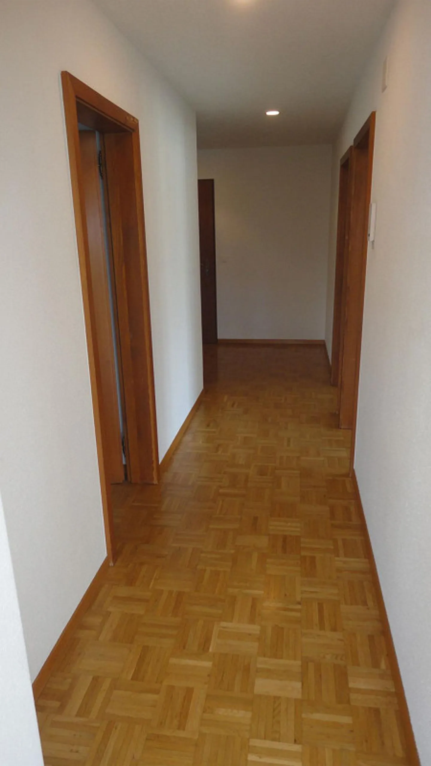Appartement au cœur de Kaltbrunn - Photo 3 sur 9