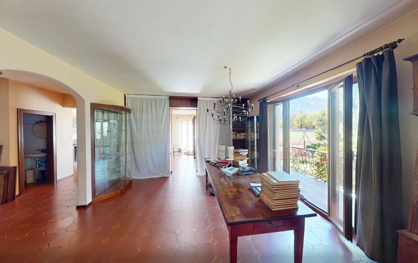 Charming Family Home in Bellinzona - Photo 10 of 43