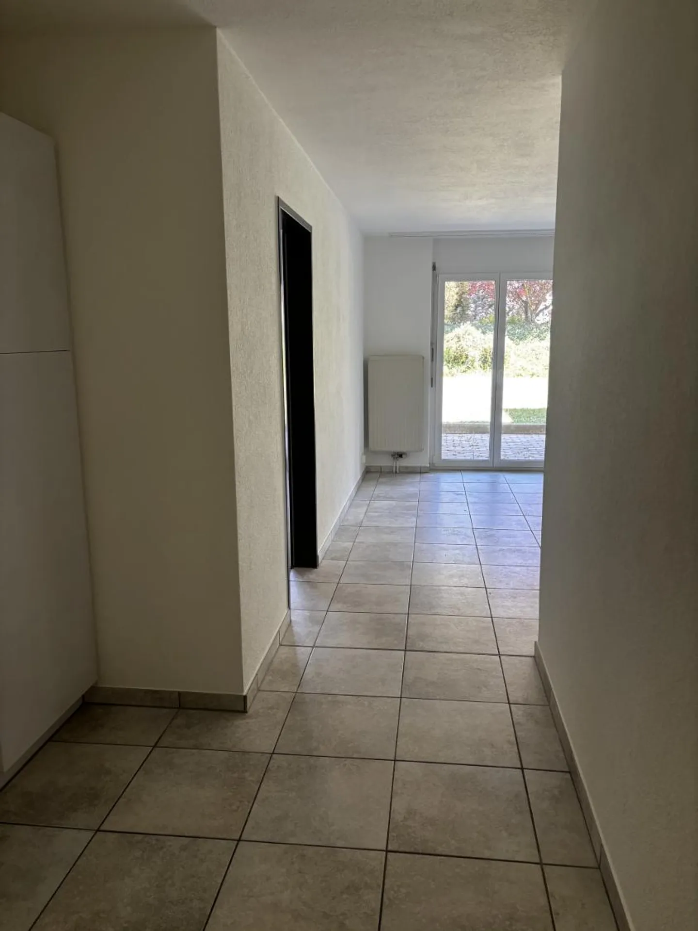Appartement rénové avec terrasse - Photo 13 sur 13