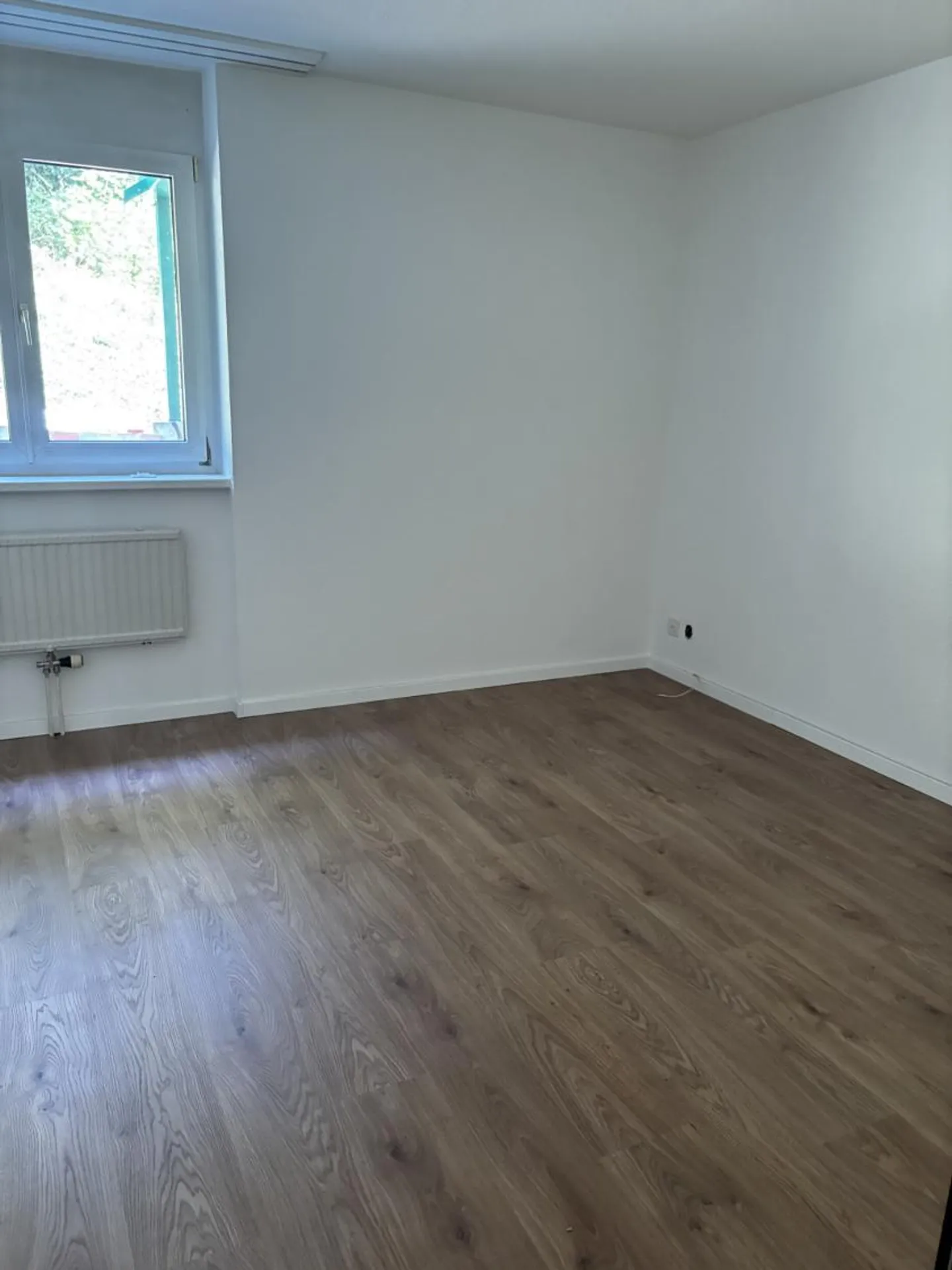 Appartement rénové avec terrasse - Photo 10 sur 13