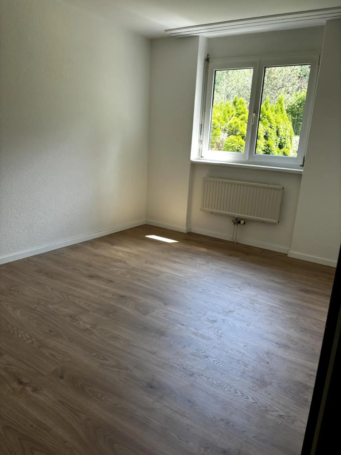 Appartement rénové avec terrasse - Photo 11 sur 13