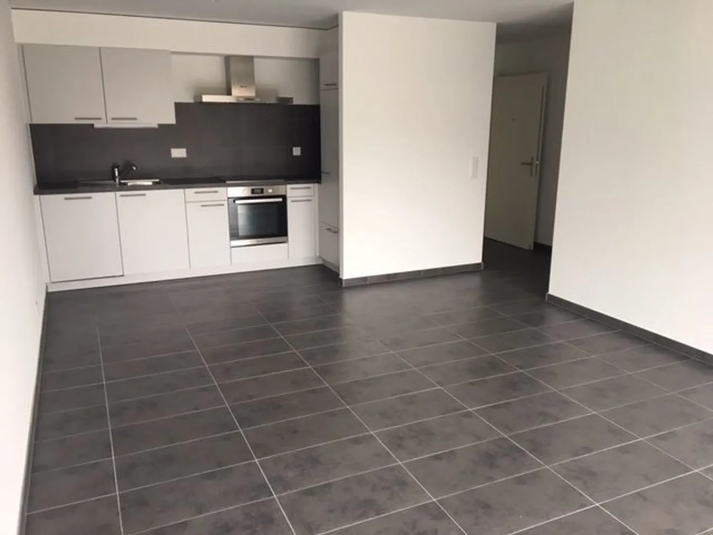 Wohnung mieten - Foto 2 von 10