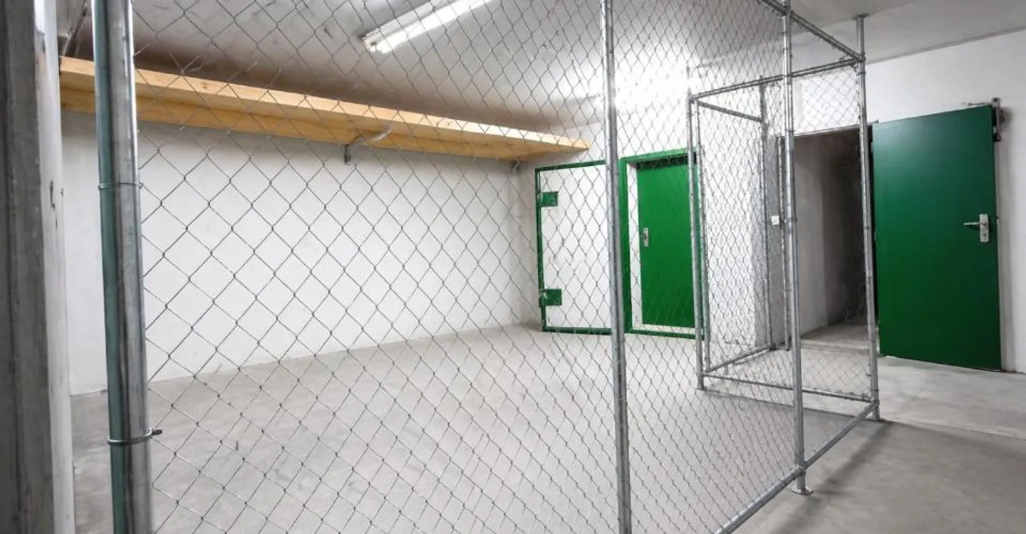Magazzino in una posizione centrale - Foto 2 di 2