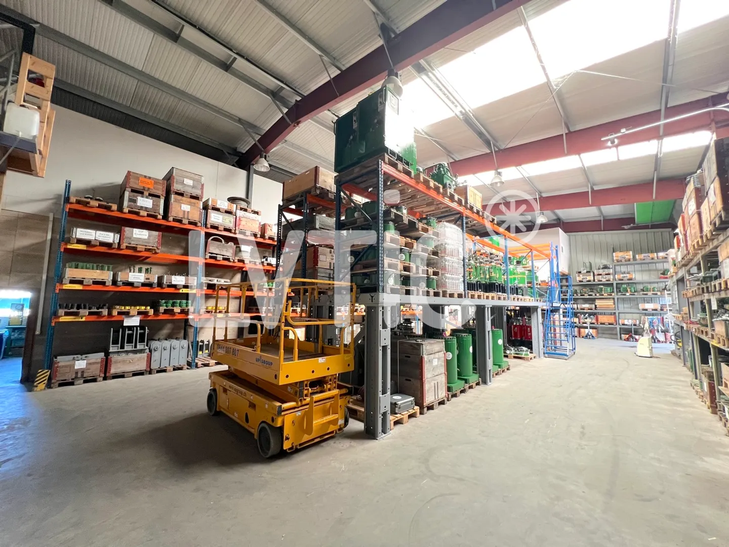 Bâtiment industriel 1895 m2 sur parcelle 3120 m2 à vendre - Hindelbank - Foto 4 von 20