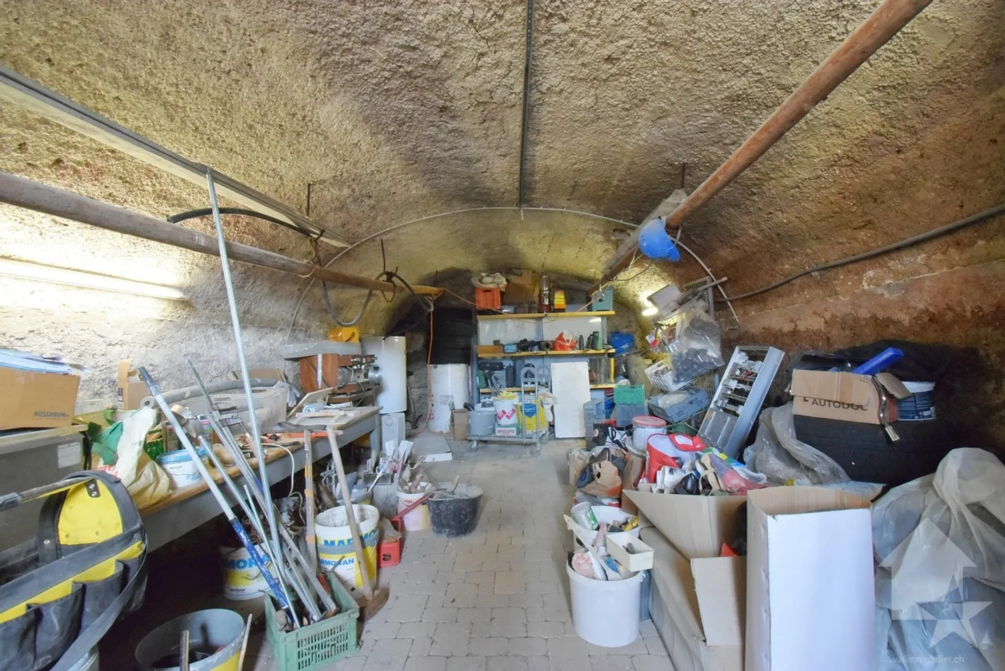 Casa con 2 appartamenti completamente ristrutturati nel 2025! - Foto 17 di 17