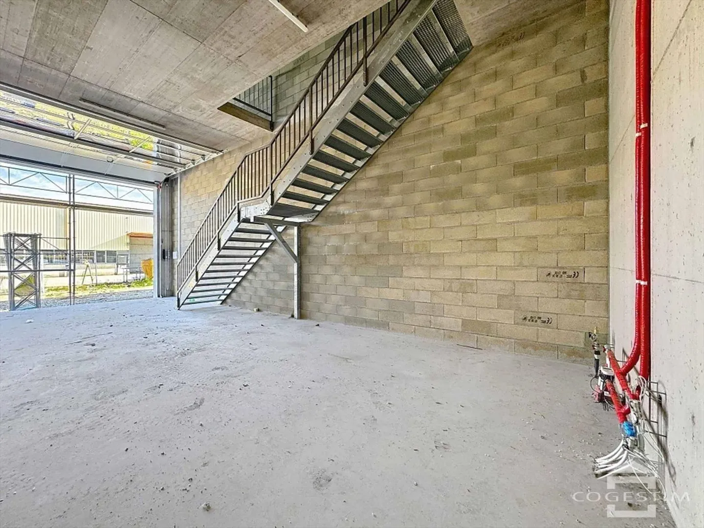 Industry - Photo 6 of 13