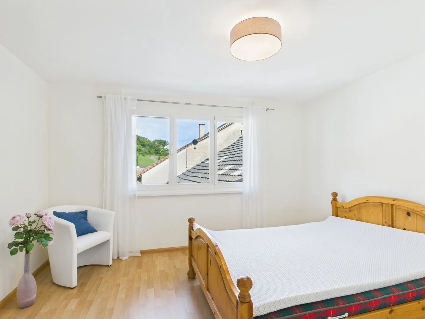 Bright Apartment in Ziefen - Balcony and Garden Included - Photo 5 of 13