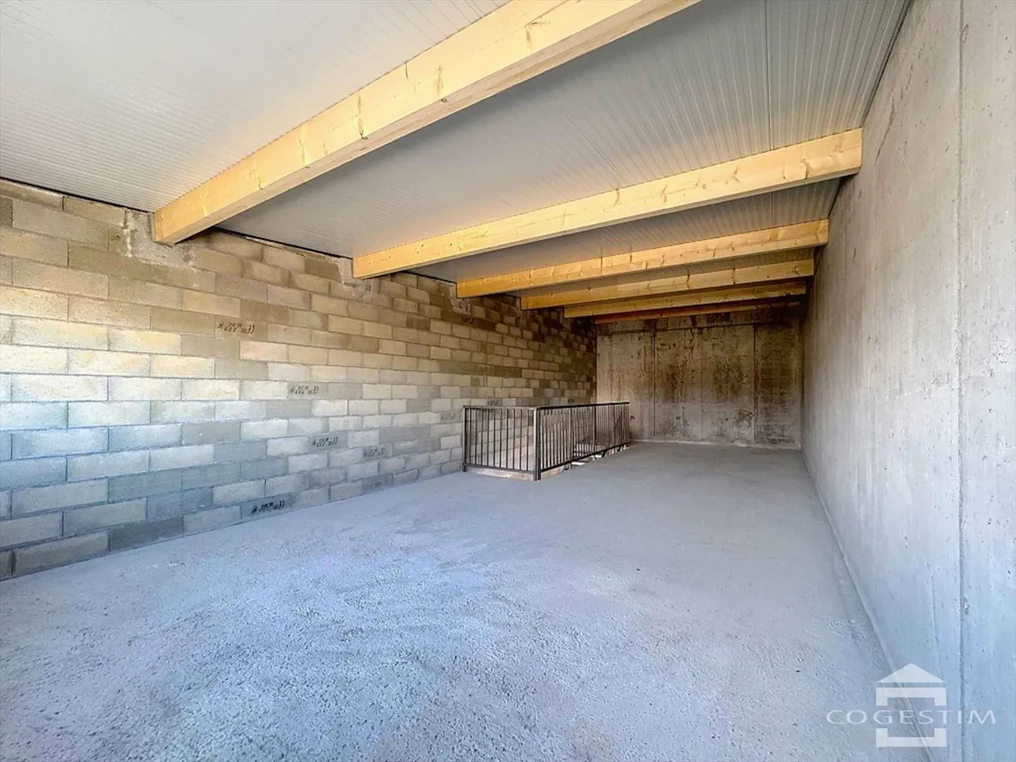 Industry - Photo 13 of 13