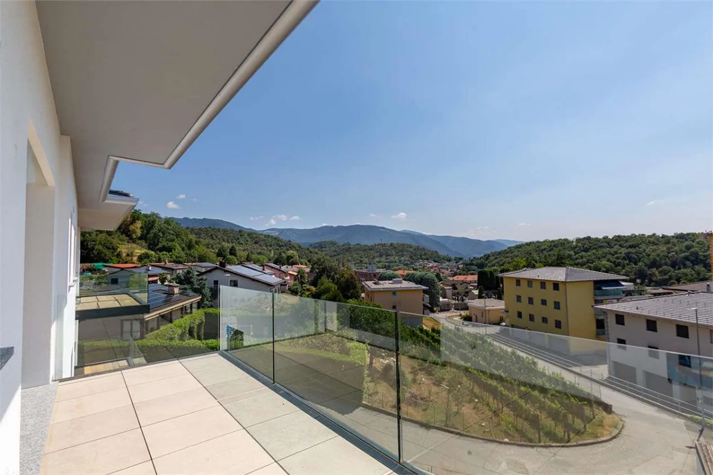 Appartements dans un nouveau bâtiment avec terrasse et jardin - Photo 12 sur 13