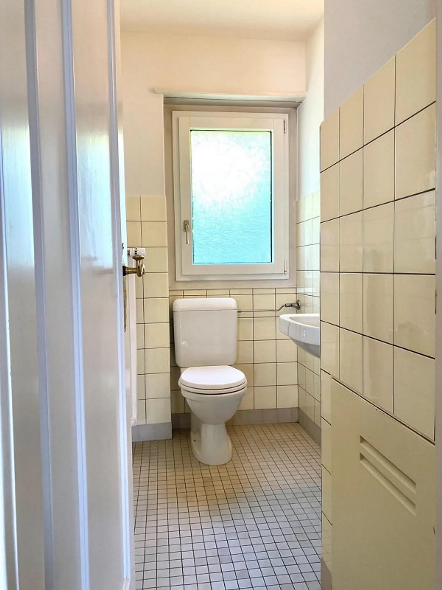Appartement spacieux de 3 pièces dans un emplacement privilégié - Photo 7 sur 10