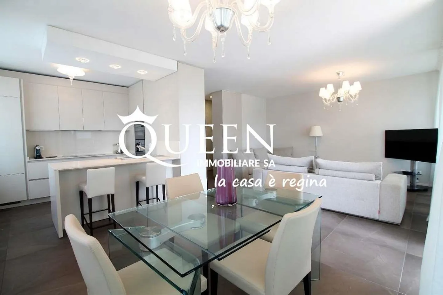 Lugano-Cassarate: luxurious 4.5 rooms, 150 sqm, loggia, lake view - Photo 1 of 13