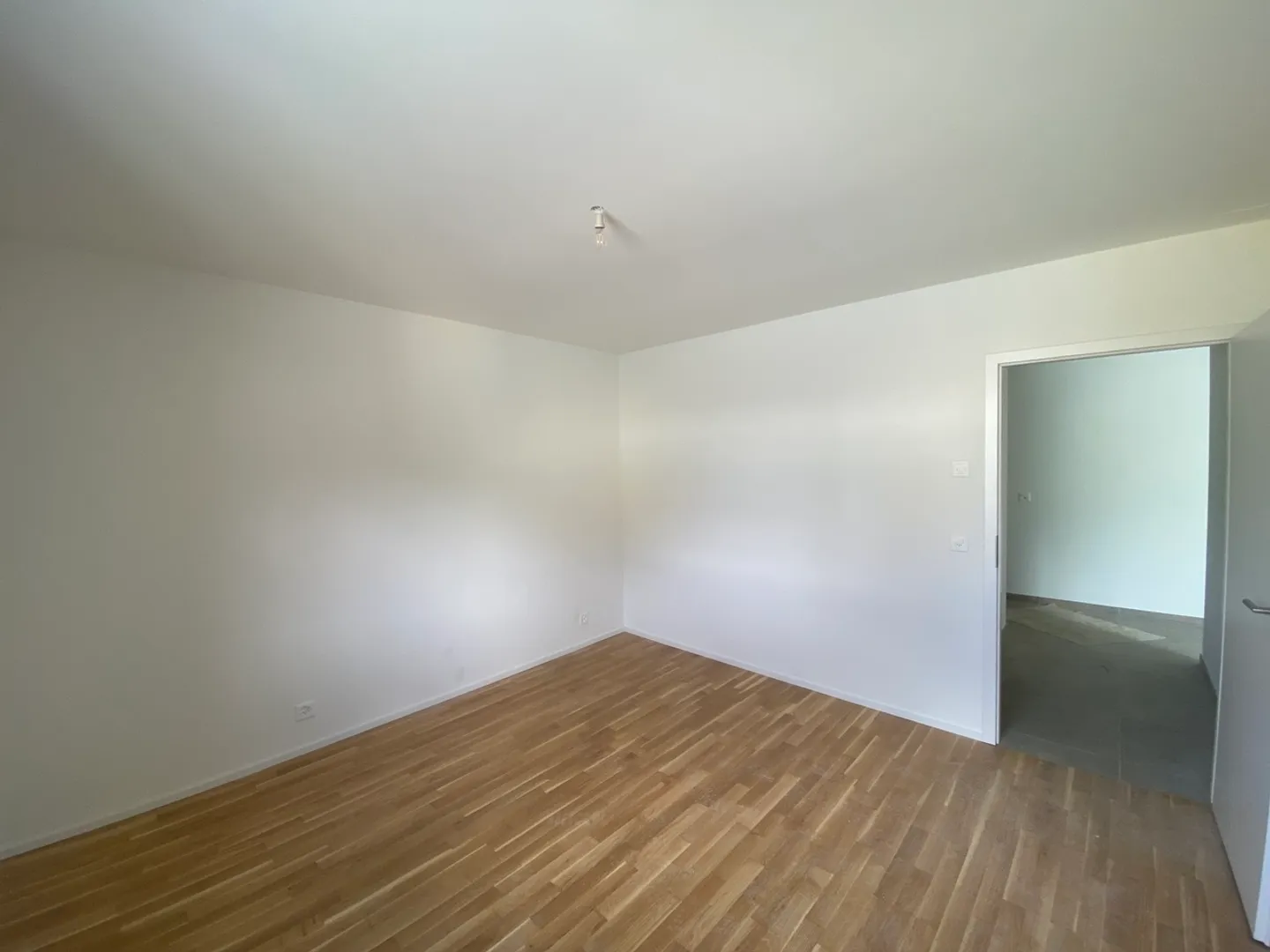 New 2.5-room apartment in Uvrier - Photo 8 of 10