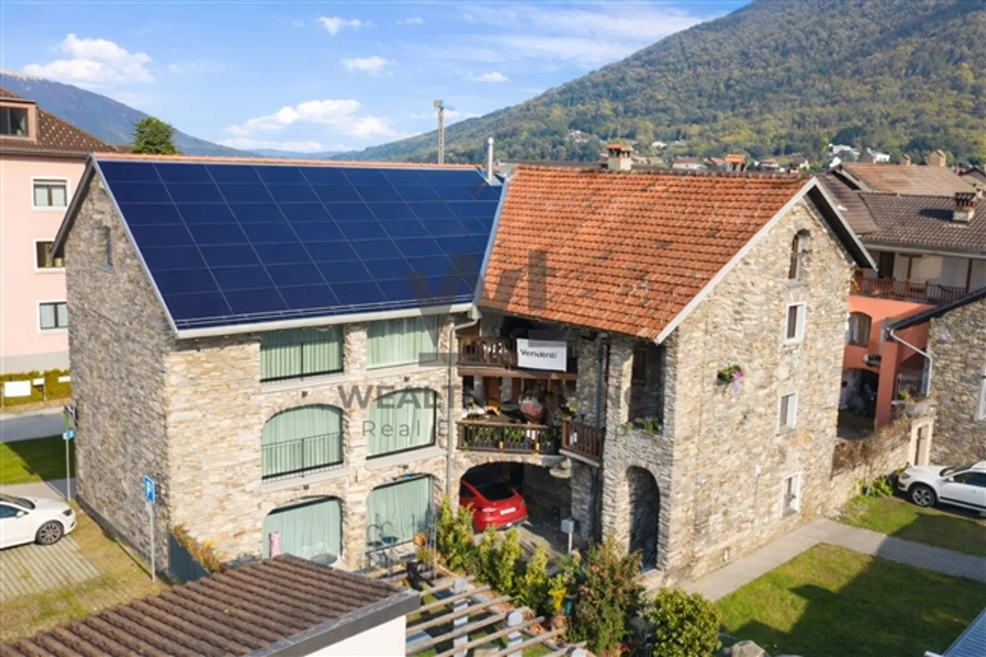 5-room terraced house with Ticino charm in a quiet location in Losone - Photo 3 of 13