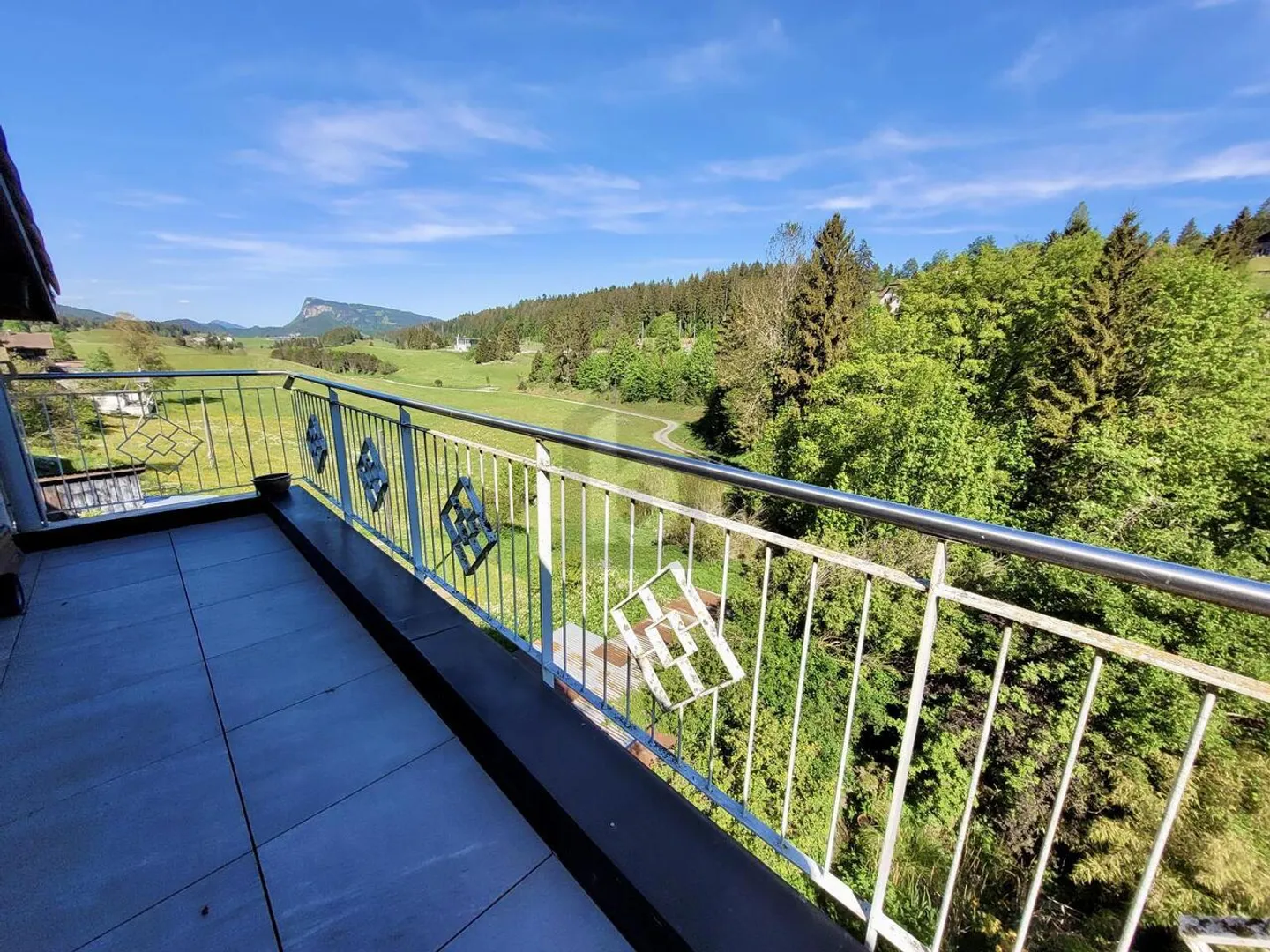 Duplex spacieux avec balcon - Photo 1 sur 6