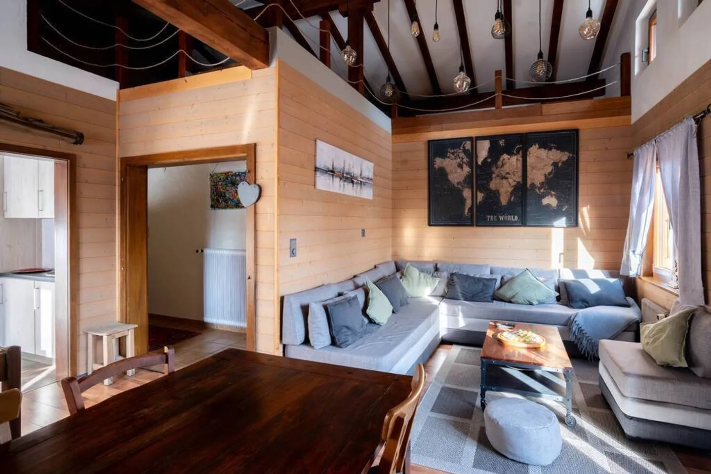 Chalet La Diane - Photo 2 of 13