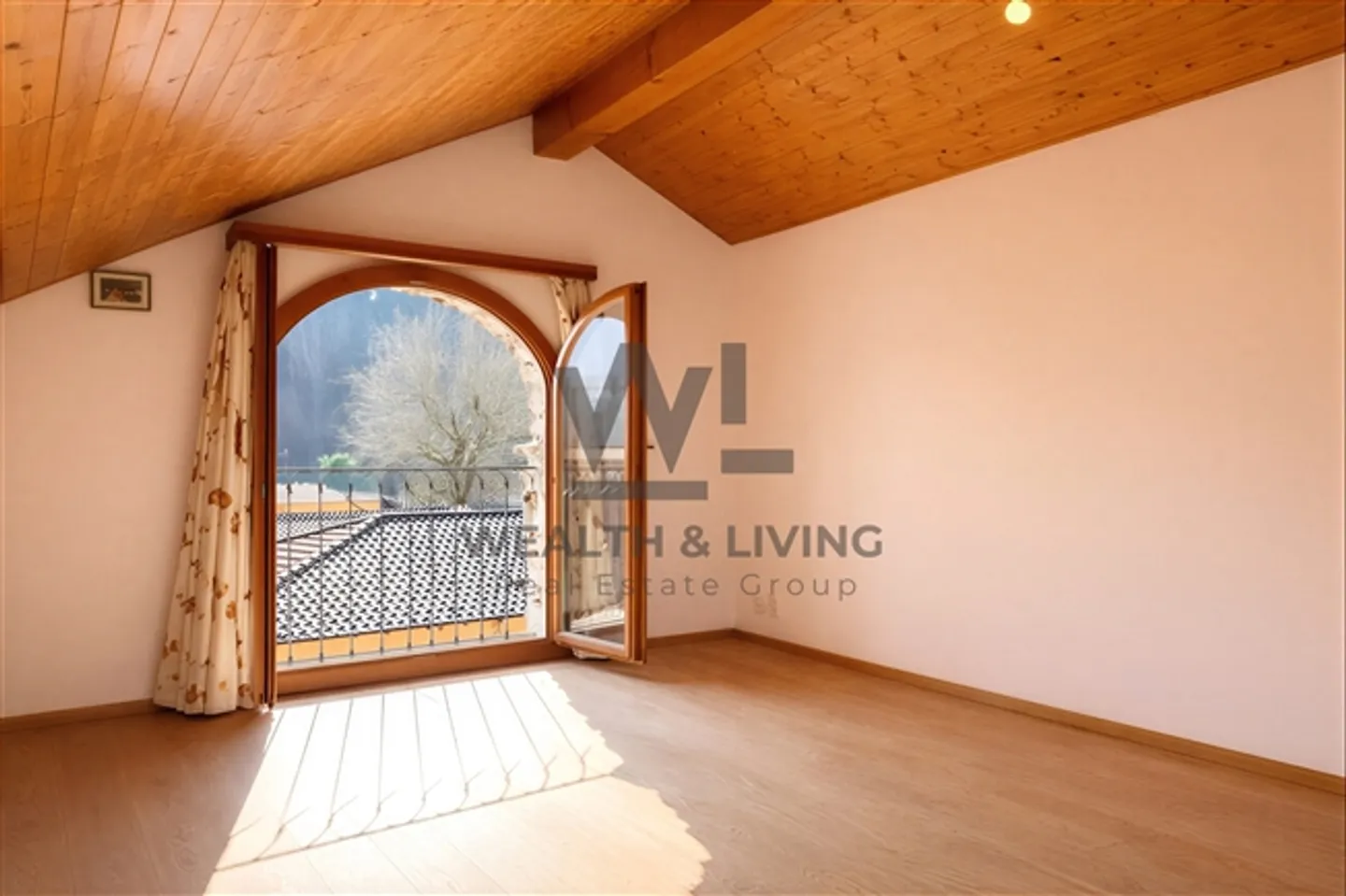 5-room terraced house with Ticino charm in a quiet location in Losone - Photo 11 of 13