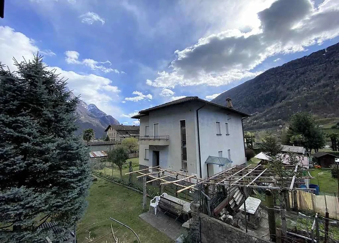 Affascinante rustico a Malvaglia - Foto 7 di 11