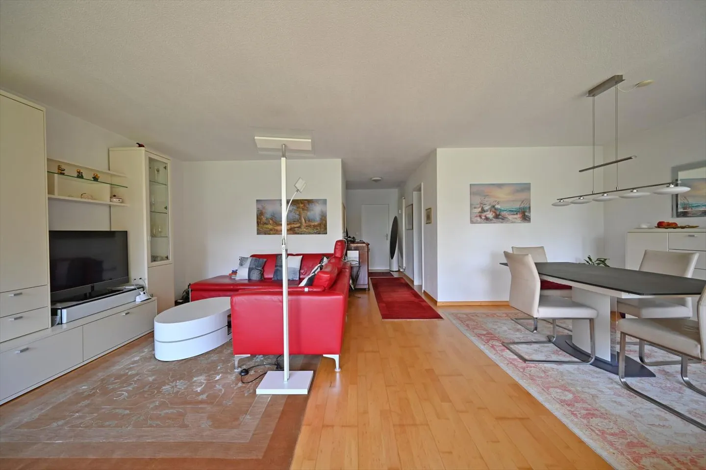 Appartamento 4.5 stanze in un quartiere tranquillo con garage - Foto 7 di 12