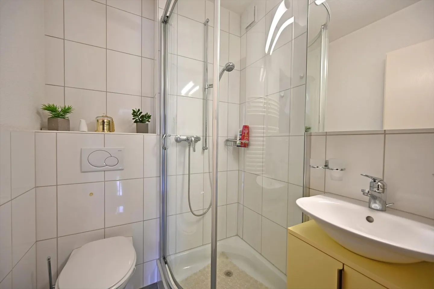 Appartamento 4.5 stanze in un quartiere tranquillo con garage - Foto 10 di 12