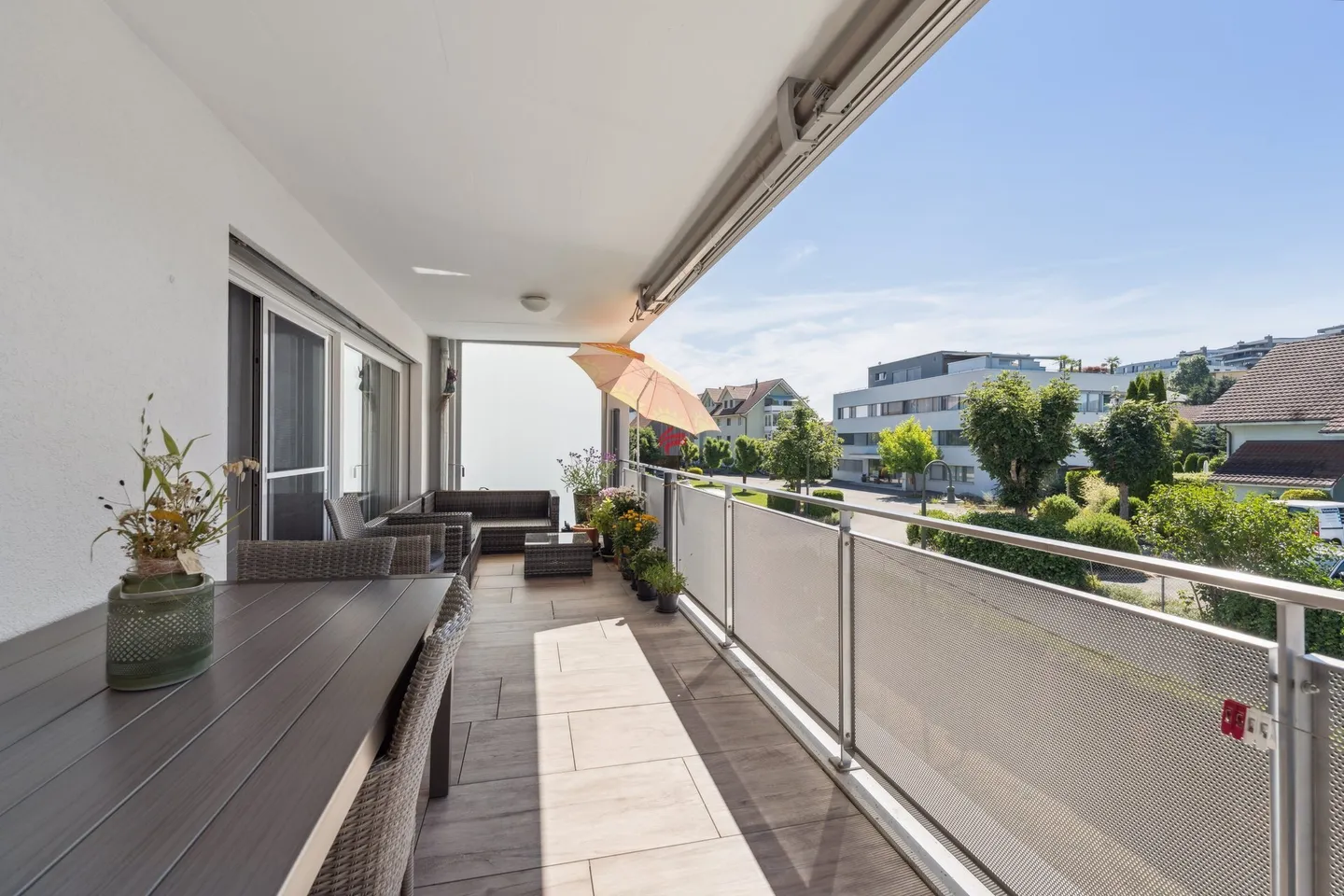 Bijou résidentiel familial au cœur de Schötz - Photo 3 sur 12