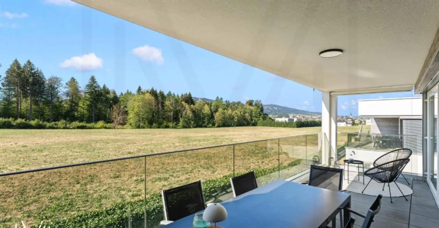 Appartement Attique Spacieux avec Vue - Photo 2 sur 13