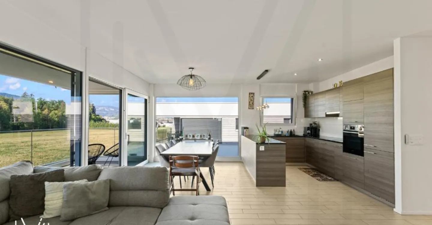 Appartement Attique Spacieux avec Vue - Photo 4 sur 13