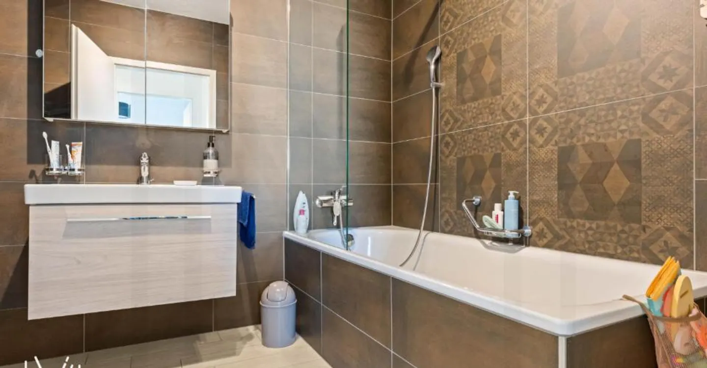 Appartement Attique Spacieux avec Vue - Photo 10 sur 13