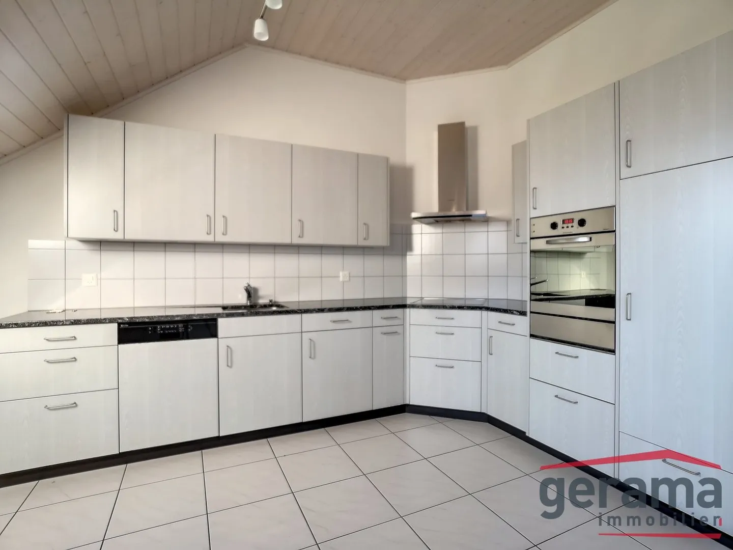 Charmant appartement 5.5 pièces - Photo 1 sur 9