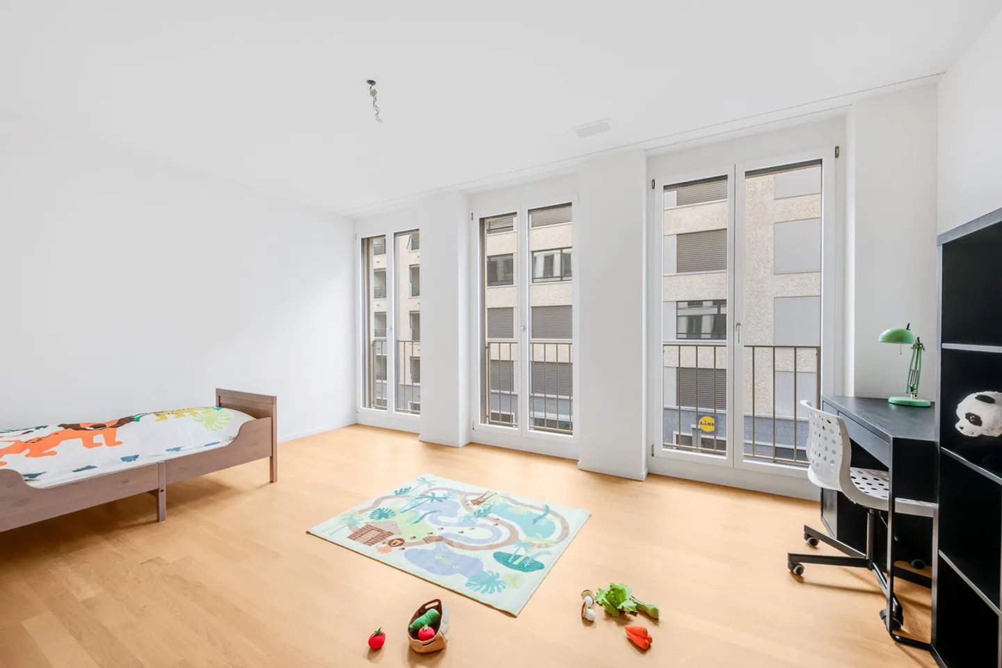 Living in Limmatfeld - Photo 7 of 13