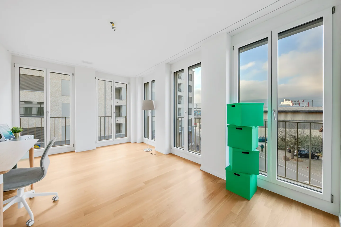 Living in Limmatfeld - Photo 8 of 13