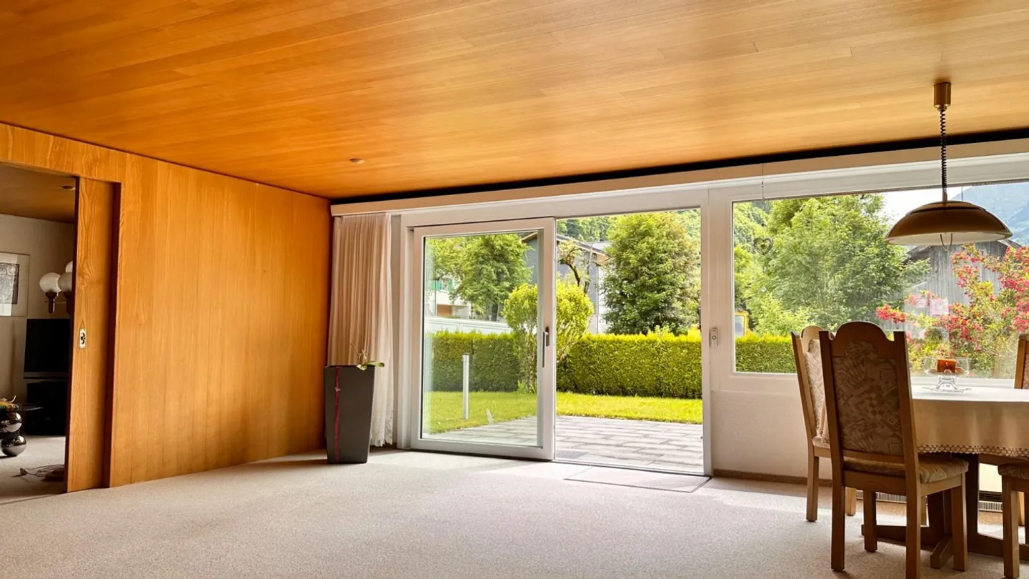 Casa unifamiliare indipendente di 6 stanze con sala hobby e 2 garage - Foto 11 di 30