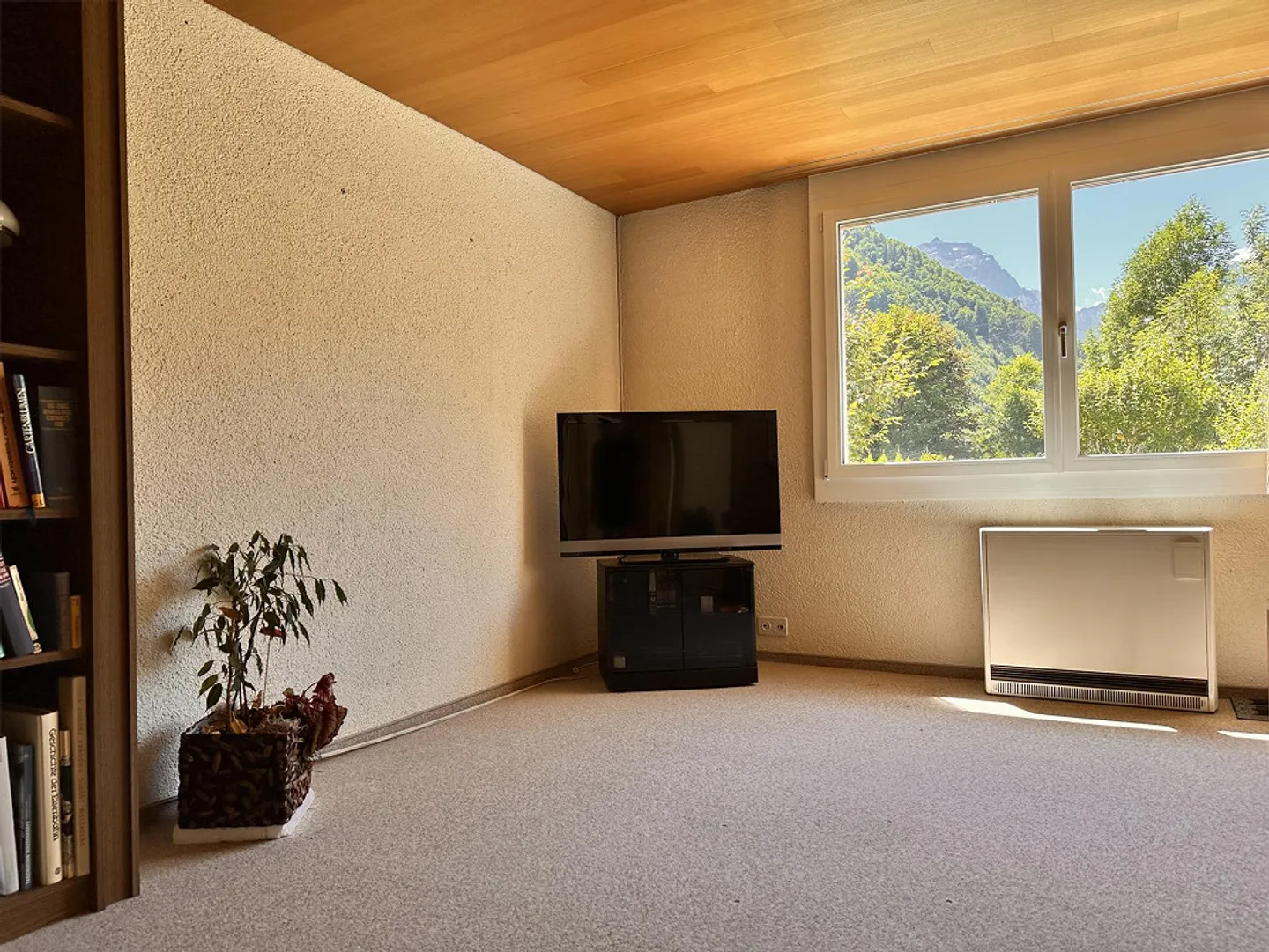 Casa unifamiliare indipendente di 6 stanze con sala hobby e 2 garage - Foto 16 di 30