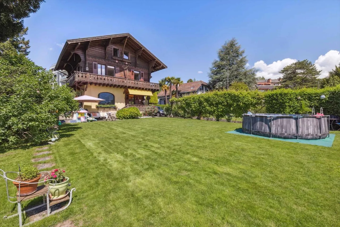 Chalet di charme a Vevey con vista sul lago, magnifico giardino e grande potenziale - Foto 2 di 13