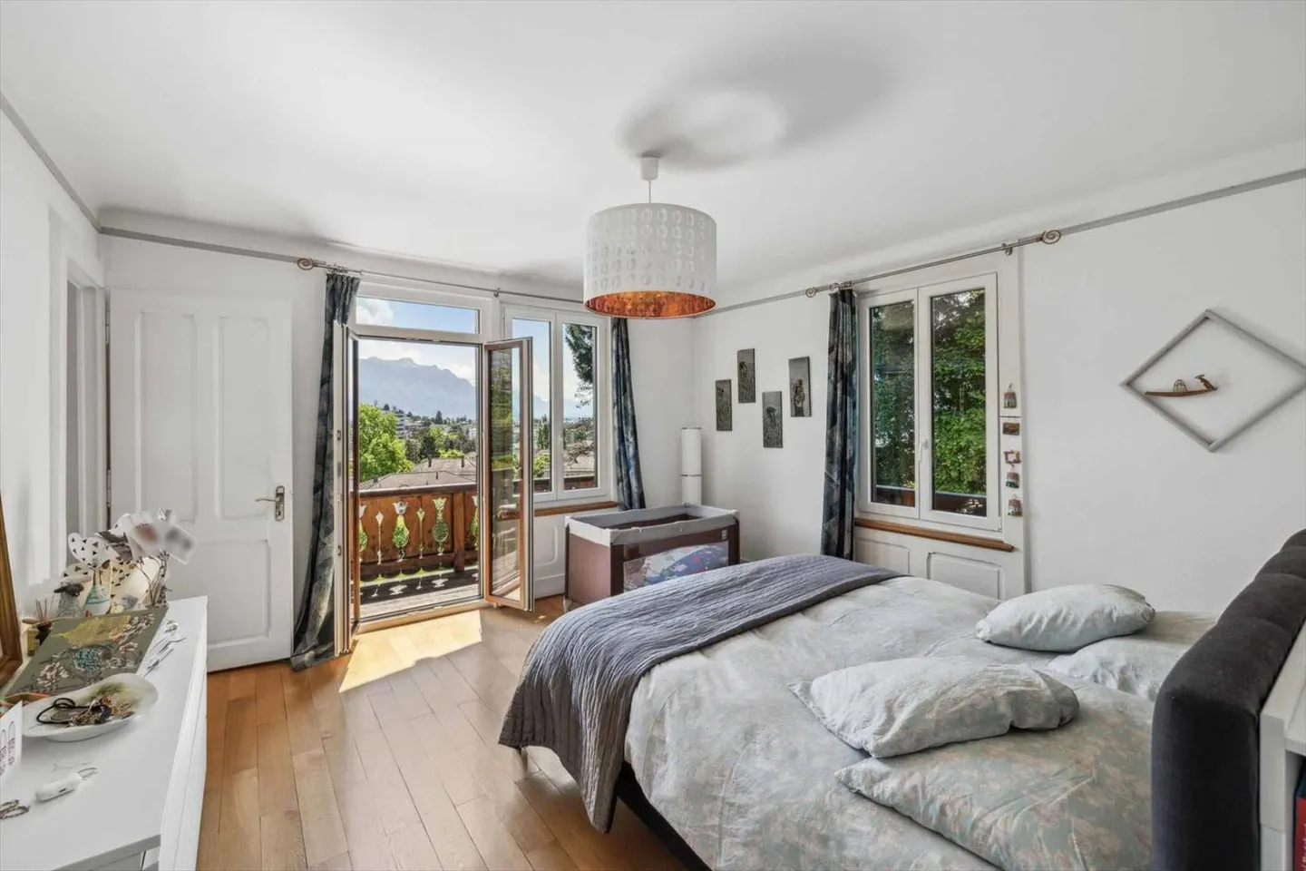 Chalet di charme a Vevey con vista sul lago, magnifico giardino e grande potenziale - Foto 7 di 13