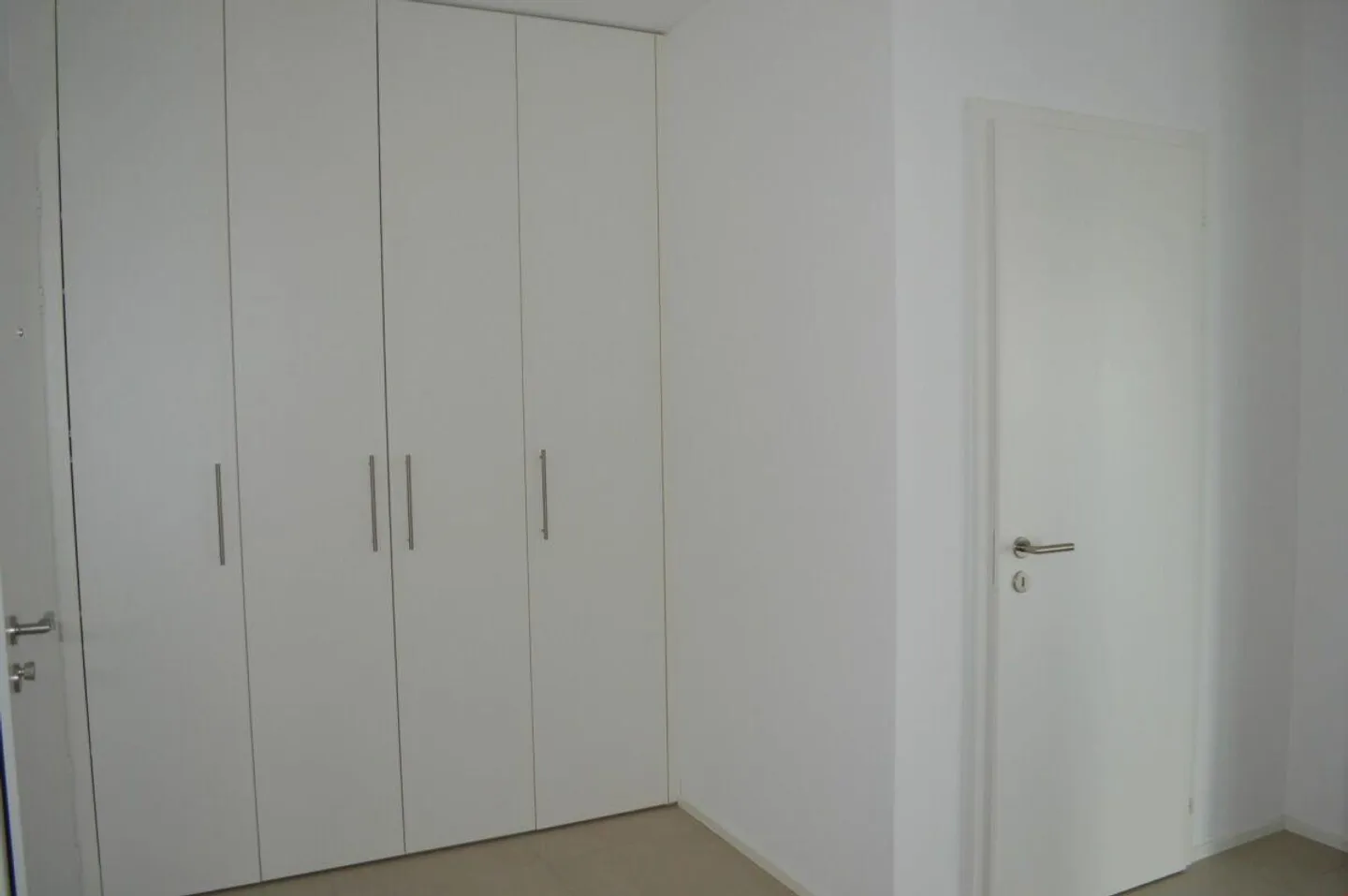 5.5-Zimmerwohnung mit tollem Ausblick auf See und Berge - Foto 10 von 12