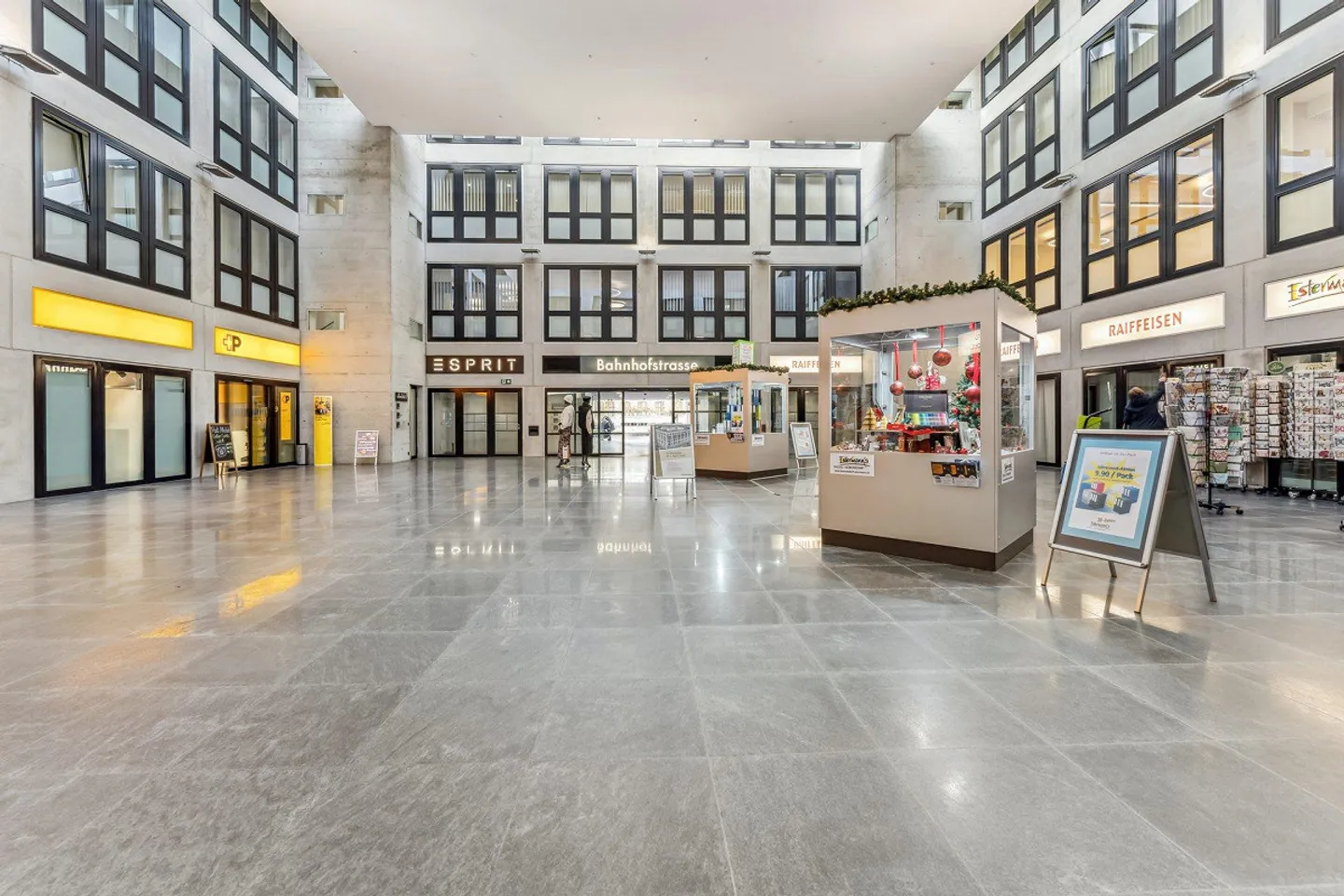 Stadthof Sursee - Idealbüro 36 m² im modernen Geschäftshaus - Foto 3 di 10