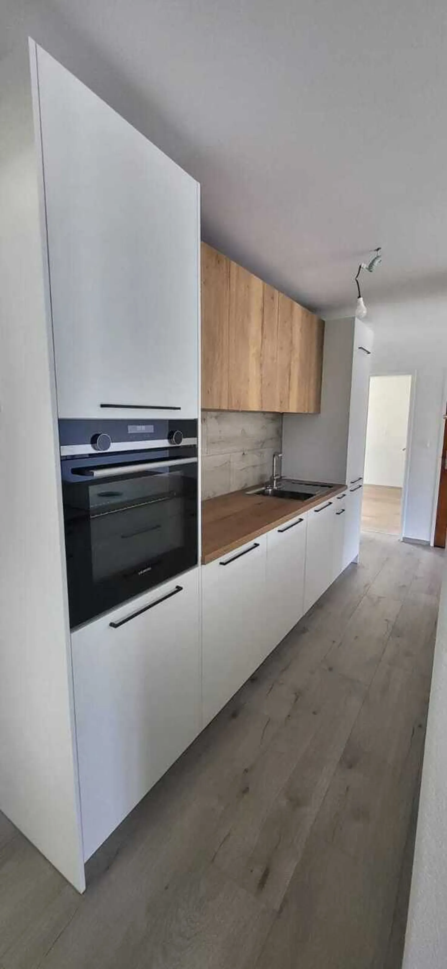 4,5-Zimmer-Wohnung mit Balkon und Garage in Saint-Imier - Foto 3 von 6