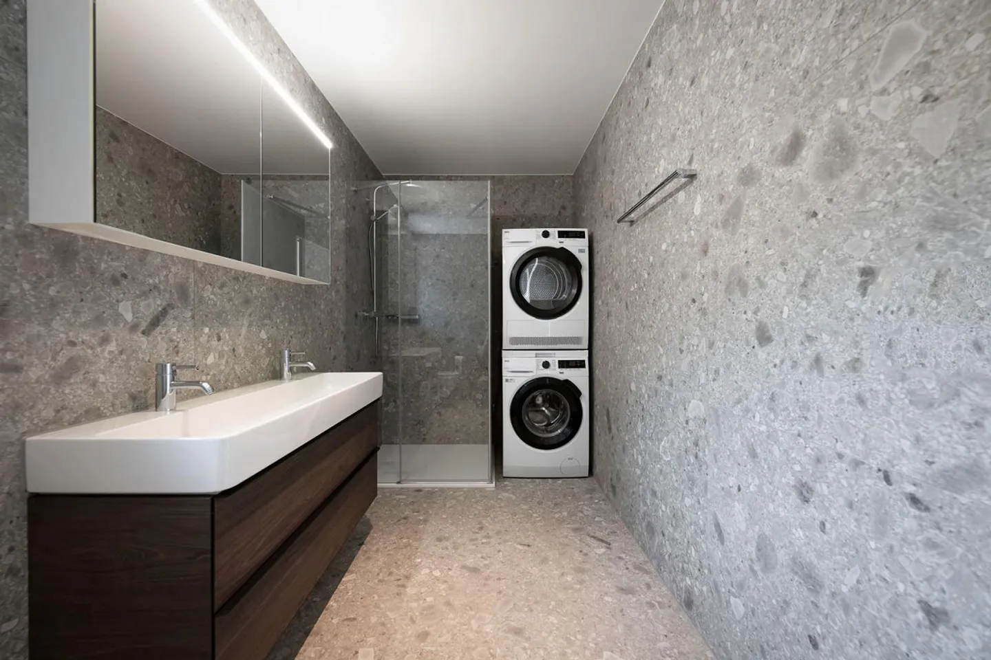 Appartamento esclusivo di 4,5 stanze con soluzione interna privata - Foto 4 di 8