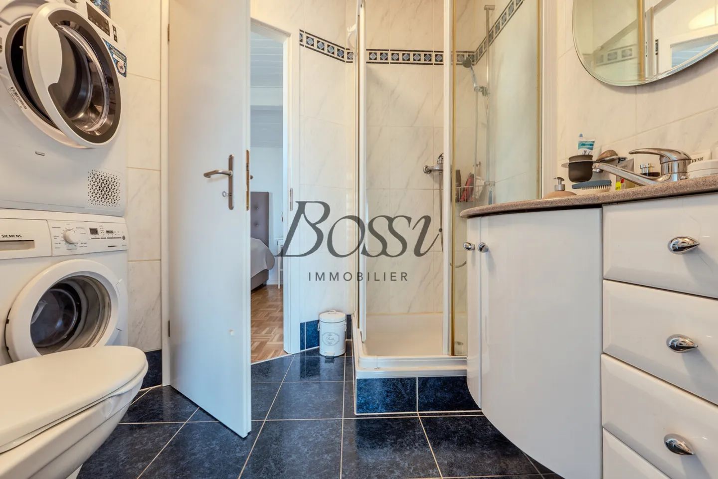 Duplex of 175 m² on the top floor with terrace and view - Photo 11 of 13