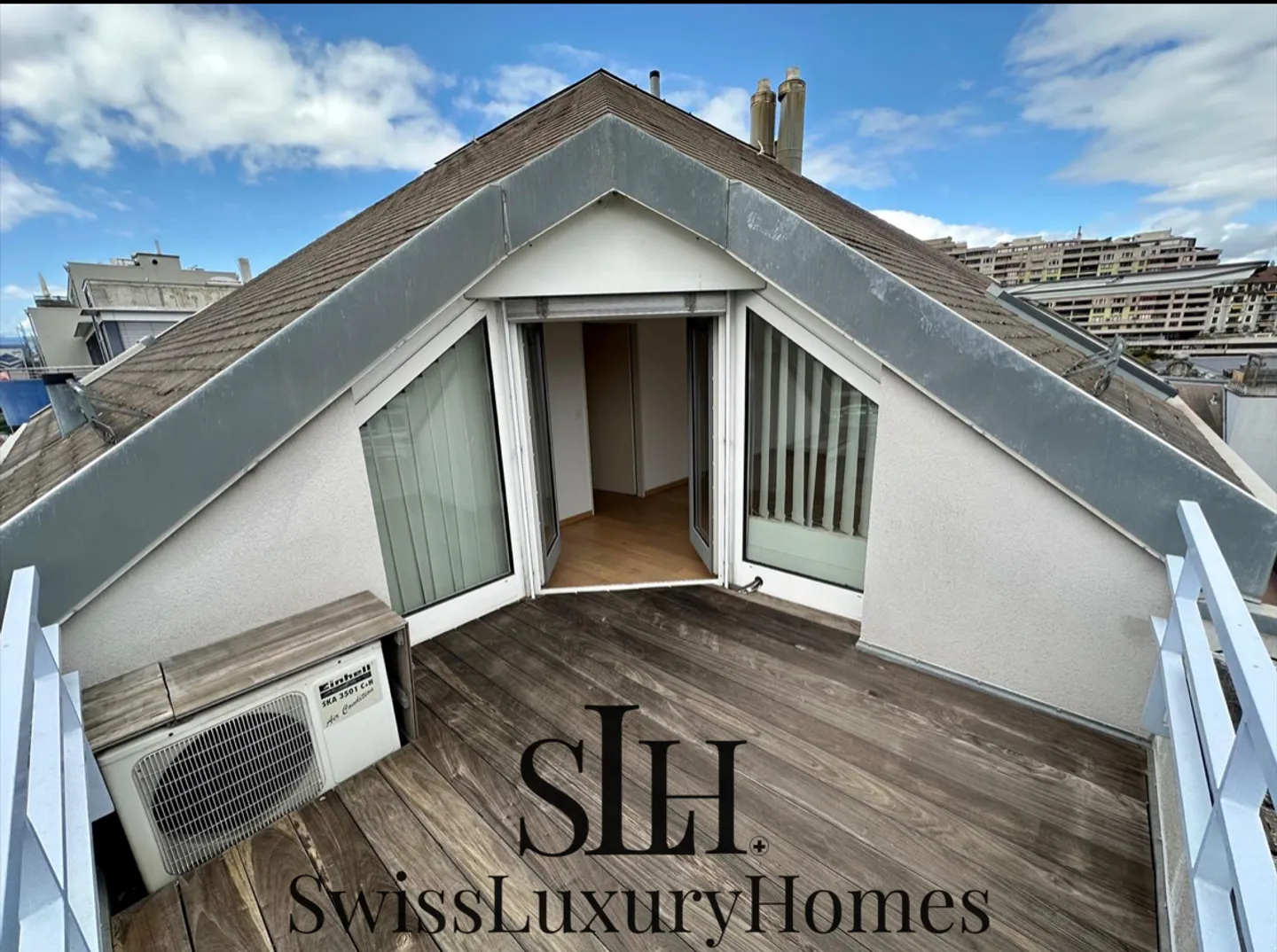 3.5 Room Apartment - Photo 2 of 13