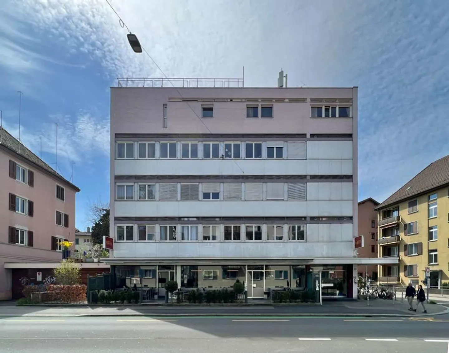 Studios lumineux et spacieux situés au centre à ZH-Altstetten - Photo 1 sur 6