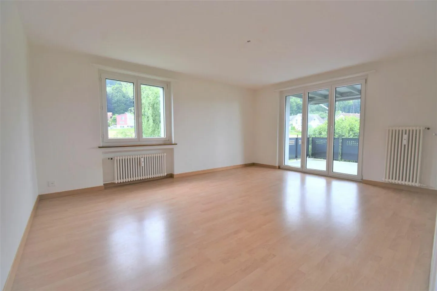 Schöne 4 Zimmer Familienwohnung nähe Supermarkt Coop - Foto 6 di 12
