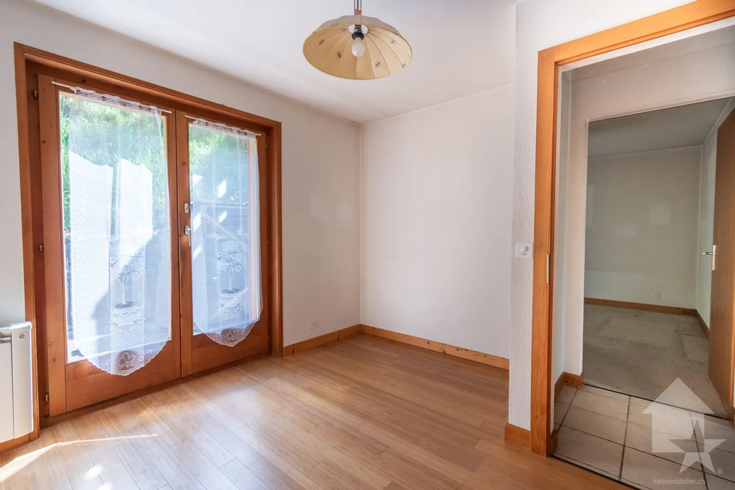 Les Cerniers, appartamento 3,5 locali con giardino d'inverno - Foto 10 di 23